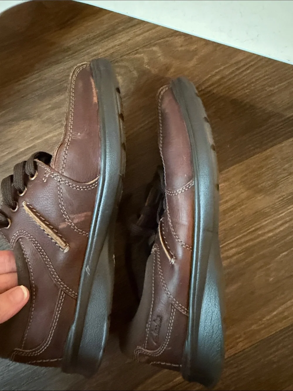 Clarks Men's Brown Lace-Up Leather Slip-On Loafers men’s size 8
